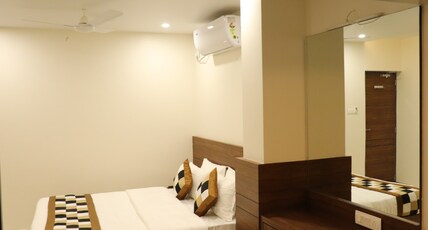 Hotel City Point Room Type - Deluxe Room