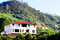 Satya Anand Cottage Pure Veg and Non Alcoholi-Coonoor