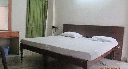HOTEL MANTHRALAYA Room Type - DELUXE  NON-AC