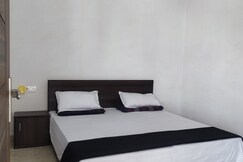 Tosh Guest House And Gusai ji Restaurant