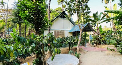Falling Water Resort by Travent Mug Room Type - Garden Villa - 2