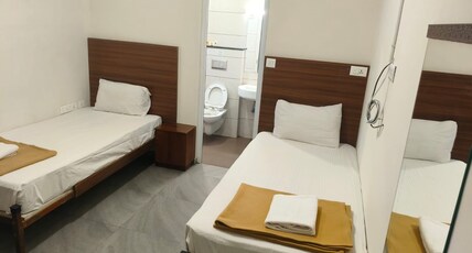 Avea Accommodation | Rooms in a Homestay Room Type - Twin Room (  2nd Floor NO LIFT)