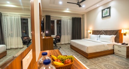 Clarks Inn Bathinda Room Type - Deluxe Room