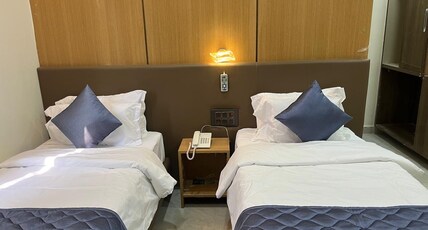 AAVAS Hotel Resort Room Type - AAVAS Delux Room - Twin Bed