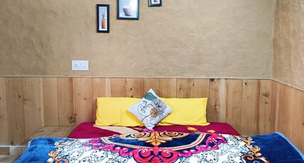 WoodRose Ecostay @ Tirthan Room Type - Double Bedroom