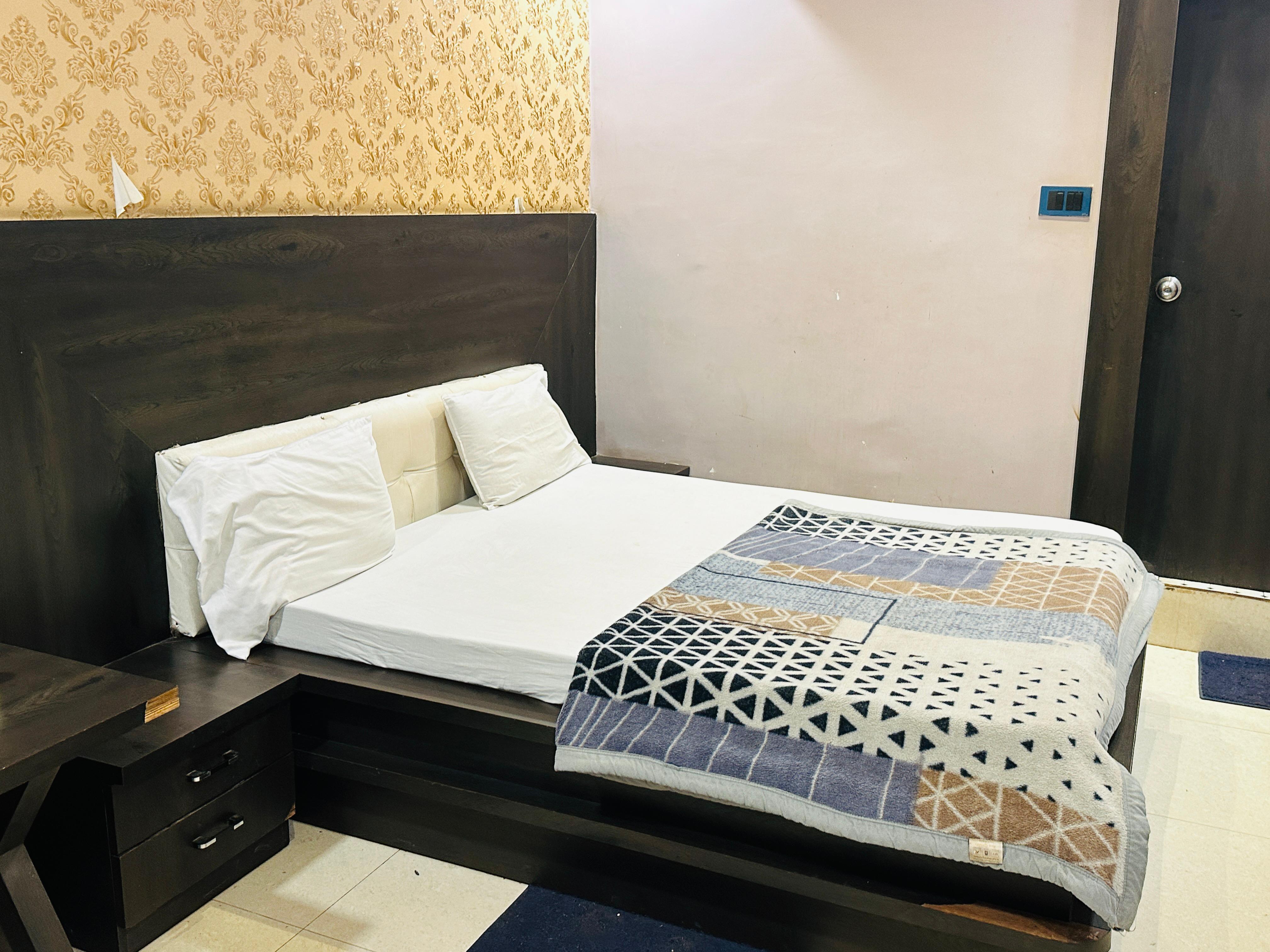 Hotel Vijay - Tap to explore photos