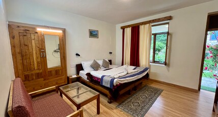 Tourist Hotel (10 Mins Walking from Mall), Manali Room Type - Standard Double Room with a Garden view Verandah Tourist Hotel (10 Mins Walking from Mall), Manali Room Type - Standard Double Room with a Garden view Verandah