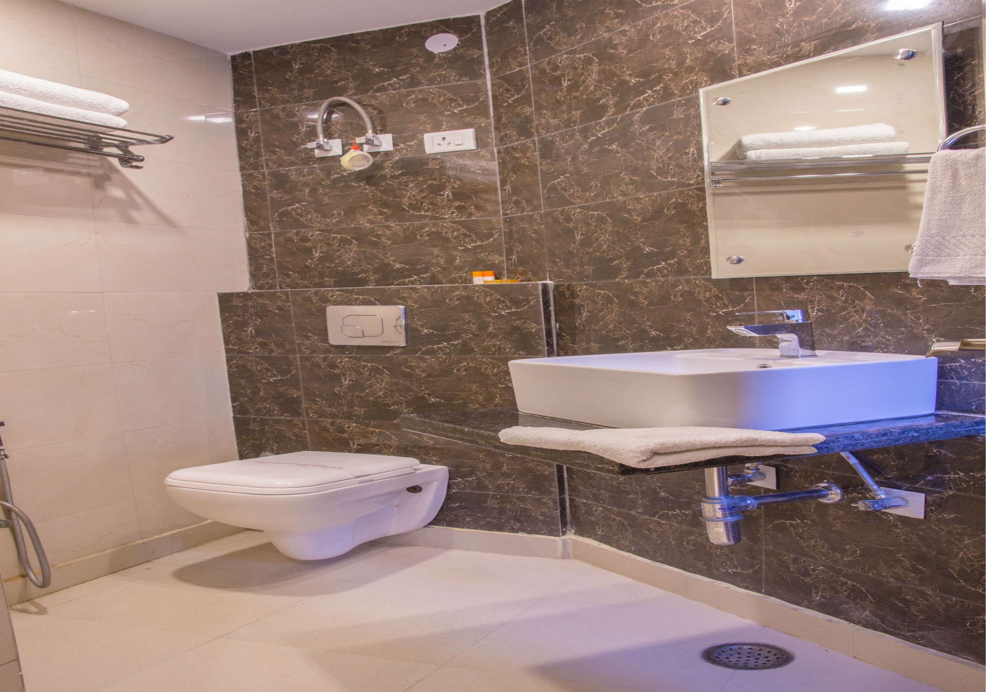 Hotel Pawan Plaza at Karol Bagh - Tap to explore photos