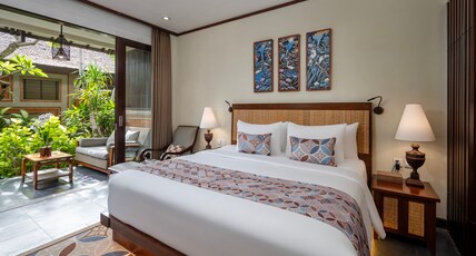 Kuta Seaview Beach Resort Room Type - Premier Garden