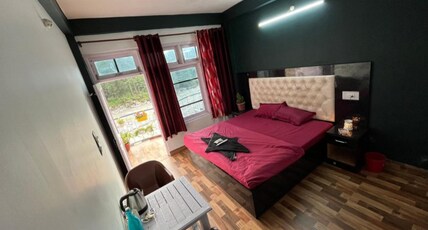 Shanti Cafe - Signature Stays Kasol Room Type - King Suite with Private Riverview Balcony