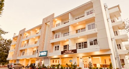 Luxury room in Kaichidham at Nainital Room Type - Luxury room in Kaichidham at Nainital