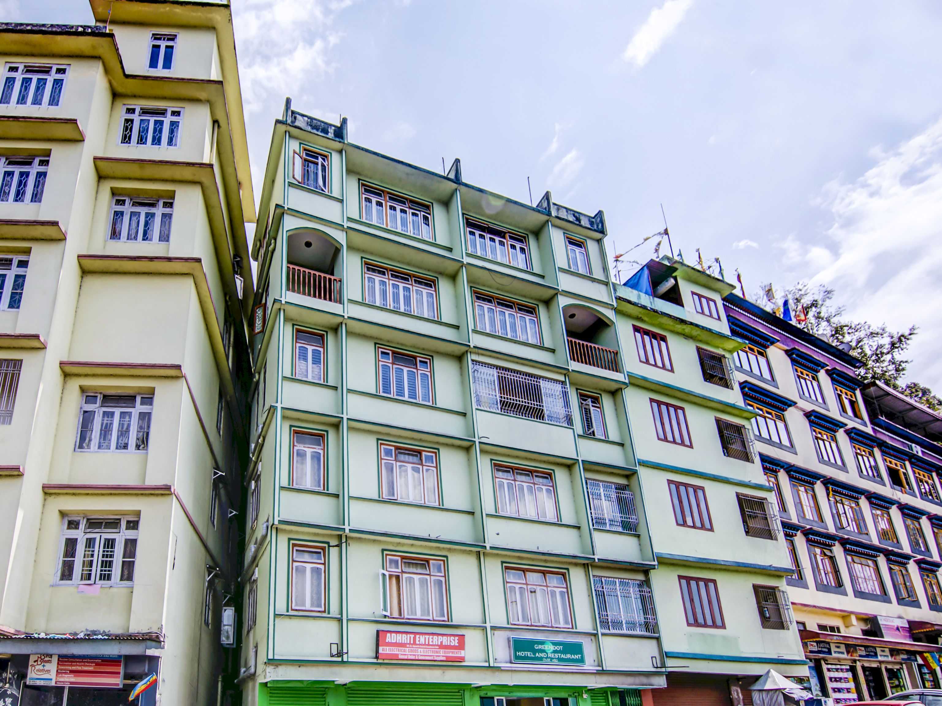 Hotel O Green Dot - Tap to explore photos