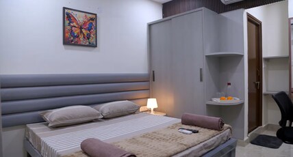 Yendluris Work Ready Private Room Gachibowli Room Type - Yendluris Work Ready Private Room Gachibowli