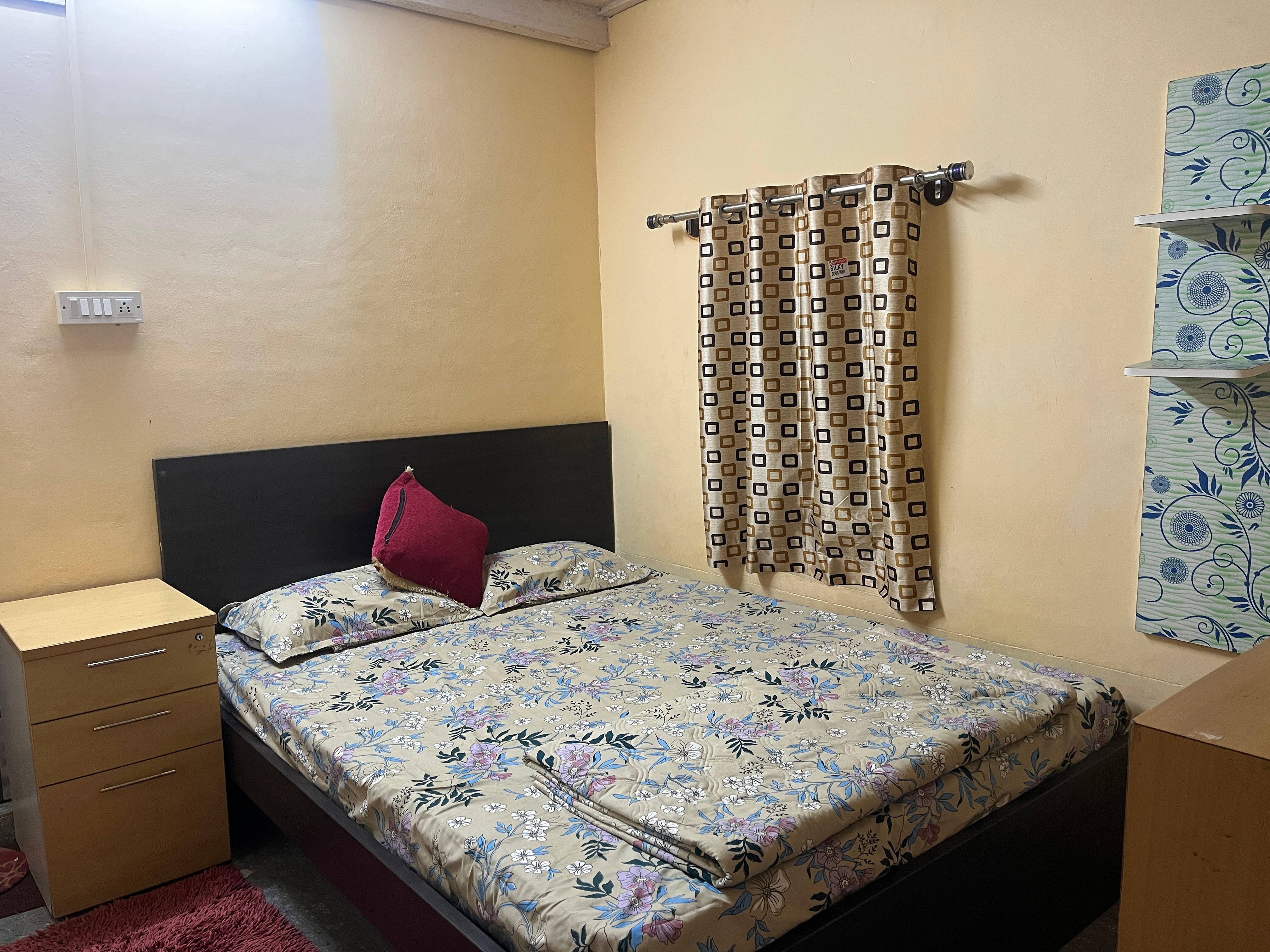 Giri homestay - Tap to explore photos