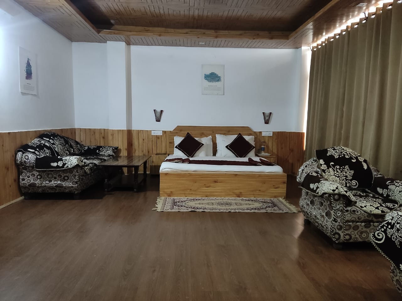 MeghSparsh Resort, Narkanda - Tap to explore photos