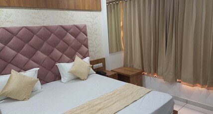 Hotel Royal Platinum. Room Type - Standard Room