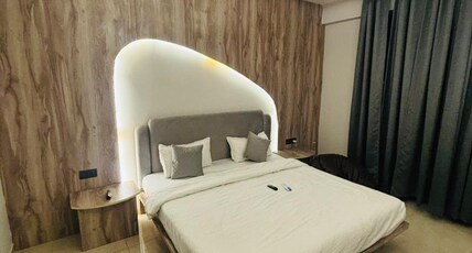 Omaxe hazratganj Room Type - Bedroom 1