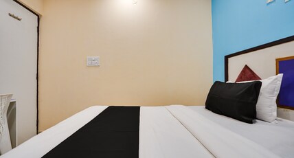 Hotel O Gold Star Room Type - Classic Hotel O Gold Star Room Type - Classic