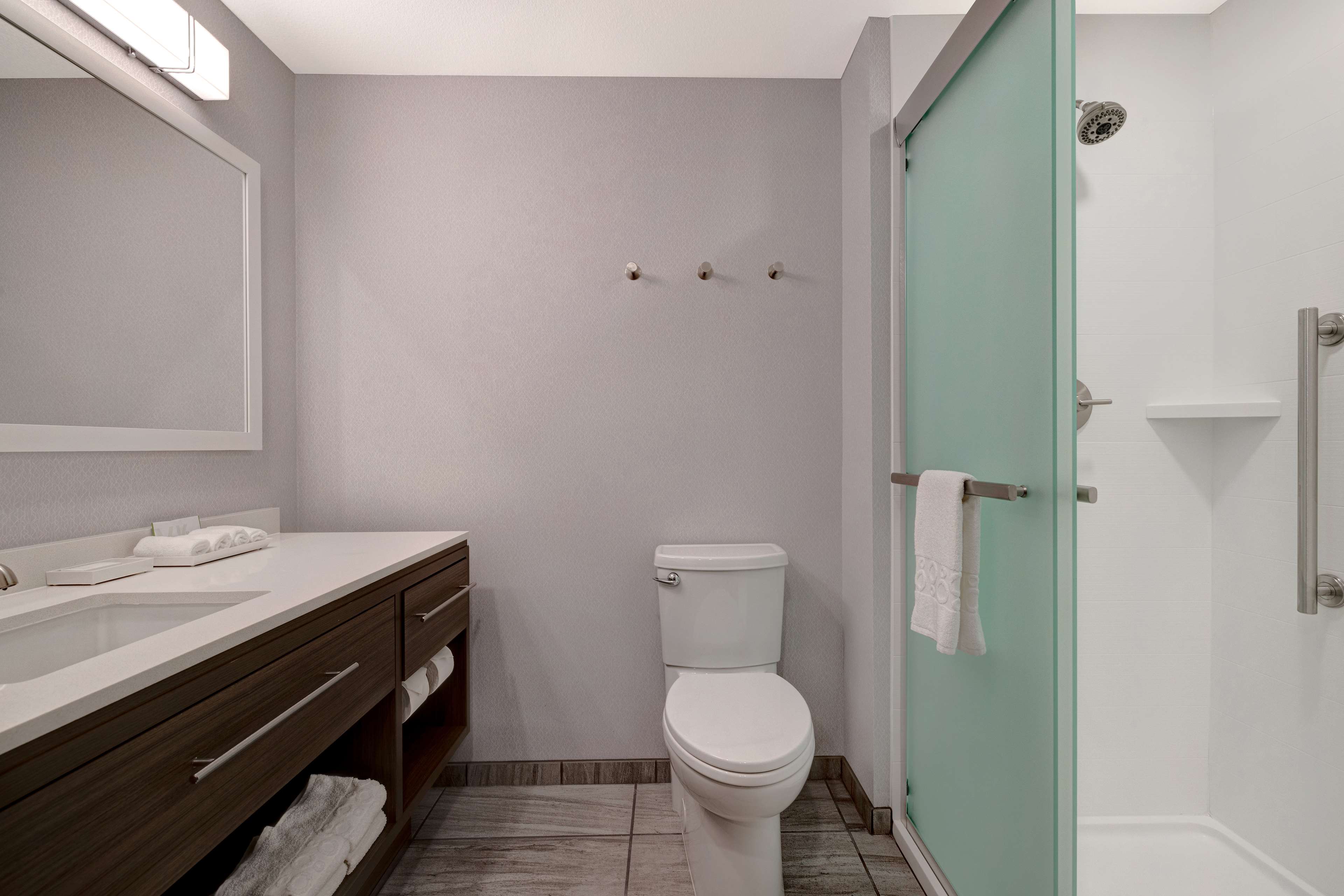 Home2 Suites by Hilton Petaluma - Tap to explore photos