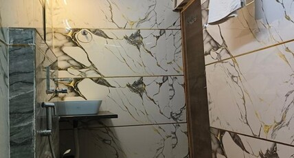 Goyal Hoteliers  Tara Palace Room Type - Family Four Bed Room