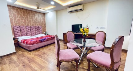 Hotel Premier Room Type - Double Deluxe Room