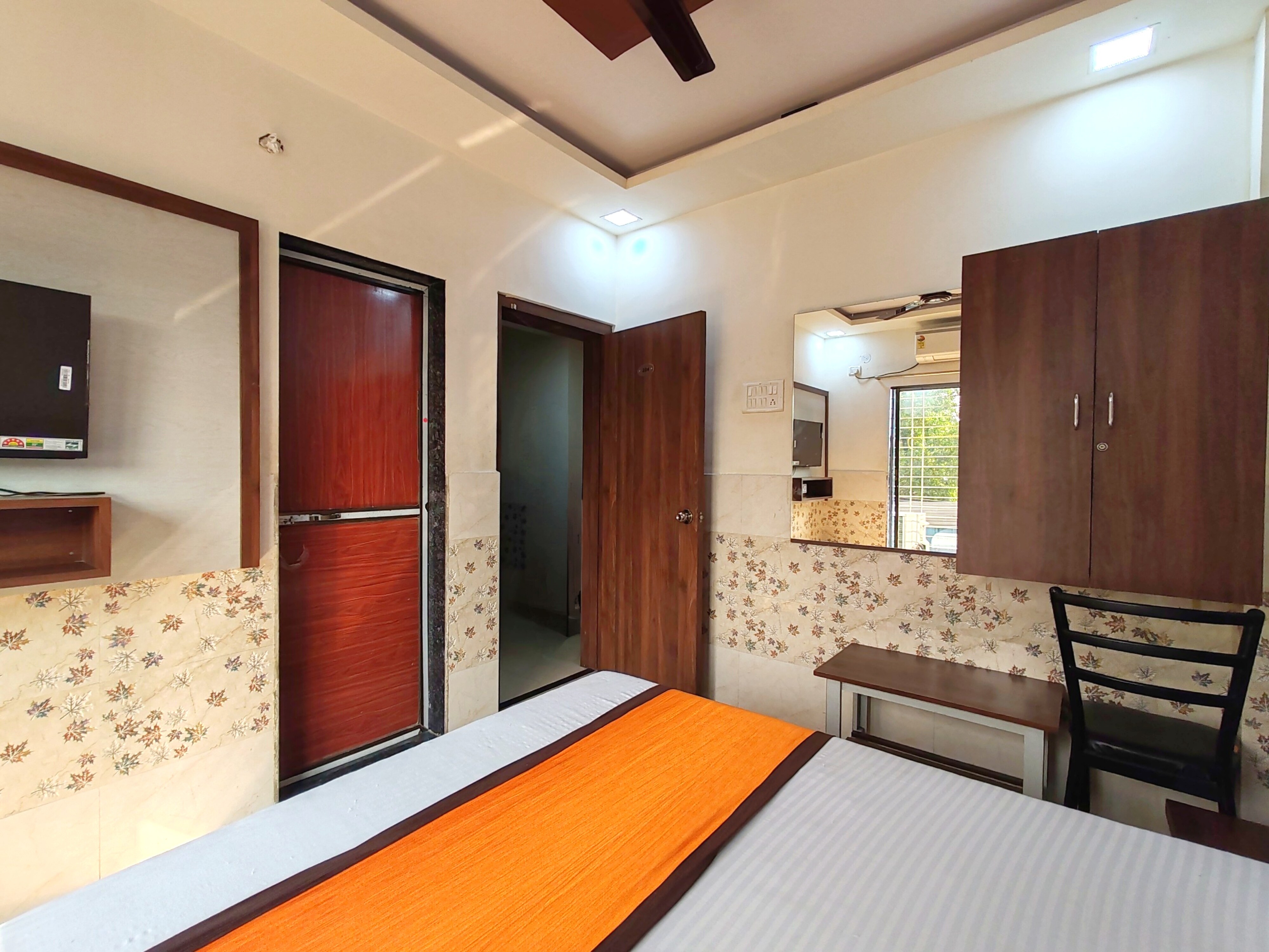 Hotel Sagar Residency - Tap to explore photos