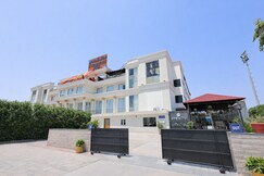 PALMDALE HOTEL & RESORT AMBALA