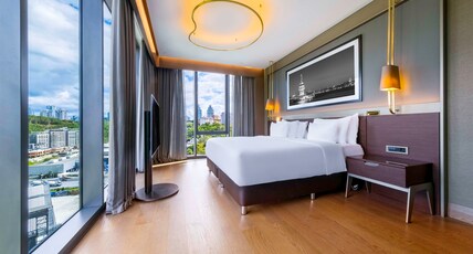 Radisson Collection Hotel, Vadistanbul Room Type - Suite - Lounge Access