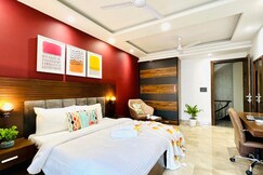  BluO Studio3 DLF CyberCity - Balcony, Gym TT, Lift