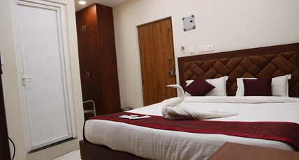 Manopriya Residency by Azalea Room Type - Deluxe Room