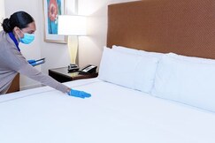 Homewood Suites by Hilton Toronto Airport Corporate Centre