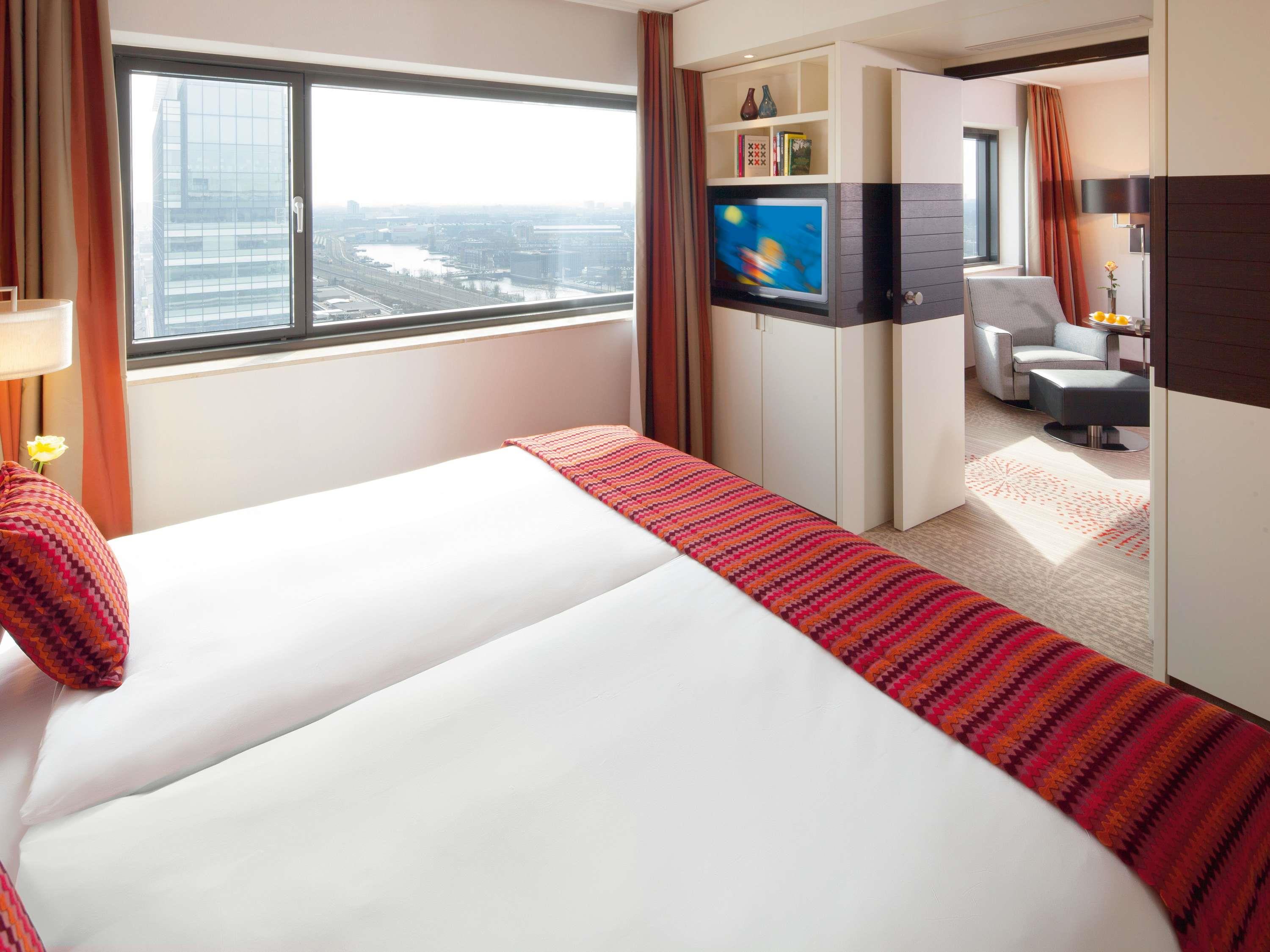 Movenpick Hotel Amsterdam City Centre - Tap to explore photos
