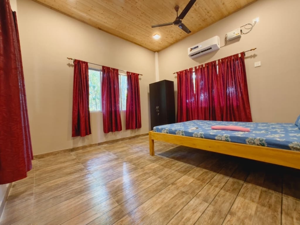 Aranya Homestay By StayApart - Tap to explore photos