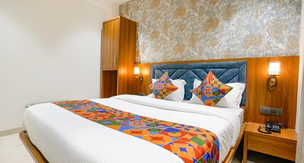 FabHotel Status Residency - Nr. Ghansoli Railway Station Room Type - Deluxe Room