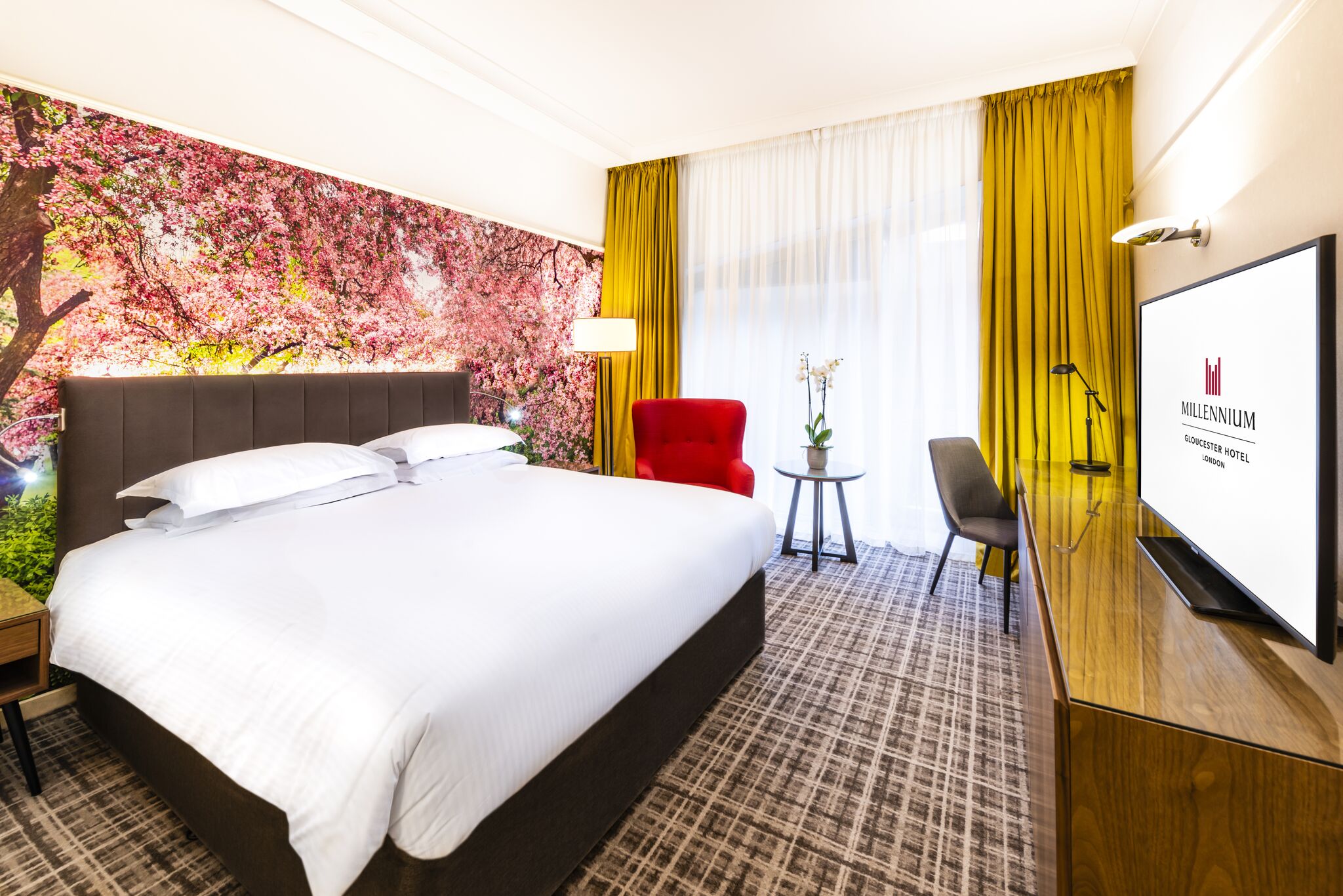 Millennium Hotel and Conference Centre Gloucester London - Tap to explore photos