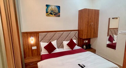 Om divine Room Type - Deluxe Room