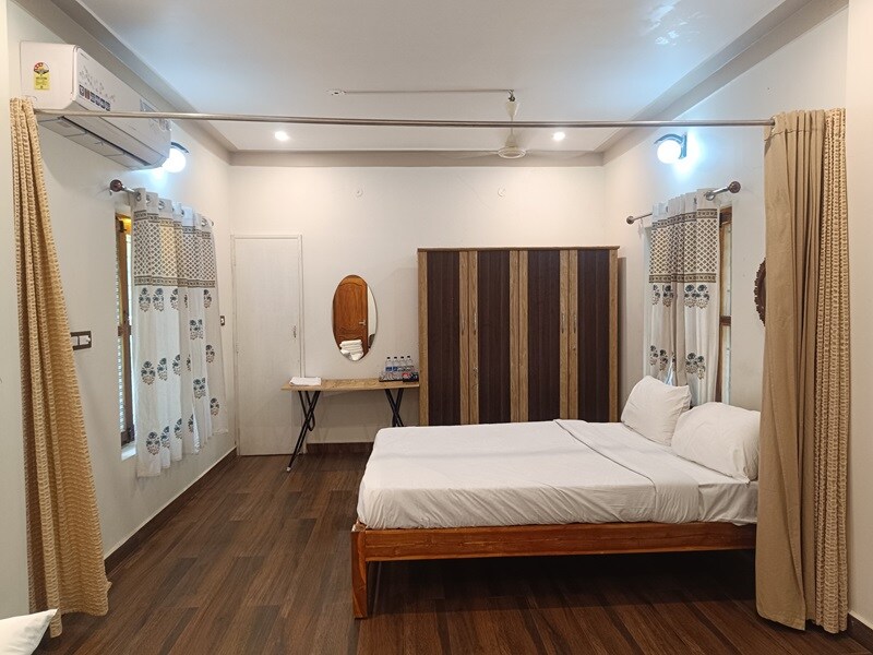 Sonagiri Serene Homestay - Tap to explore photos