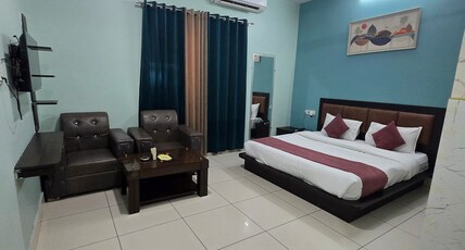 White Rose Resorts Room Type - Luxury Room with Swimming Pool