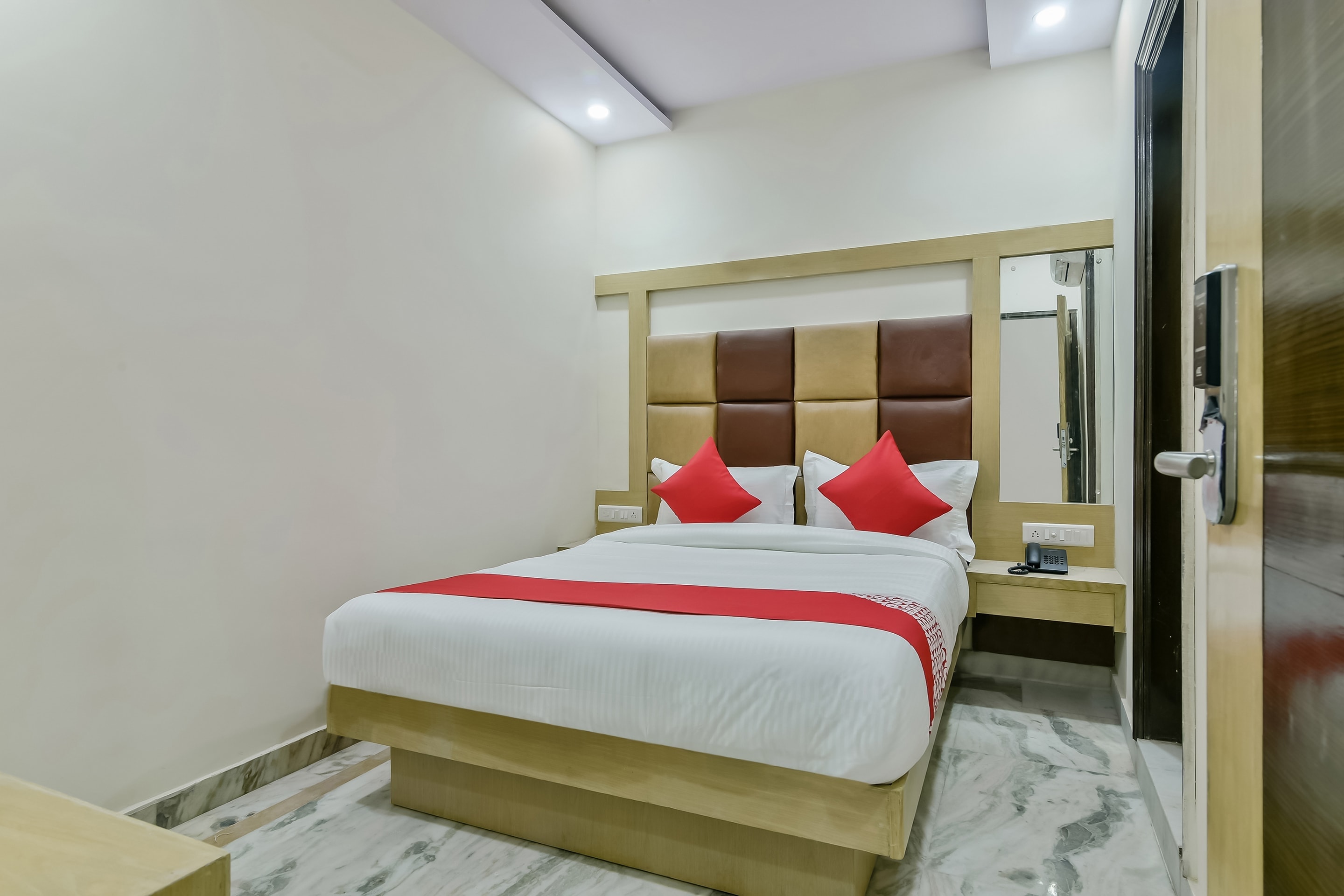 Hotel O Bramhaputra - Tap to explore photos