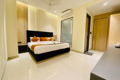 Address of Hotel 51