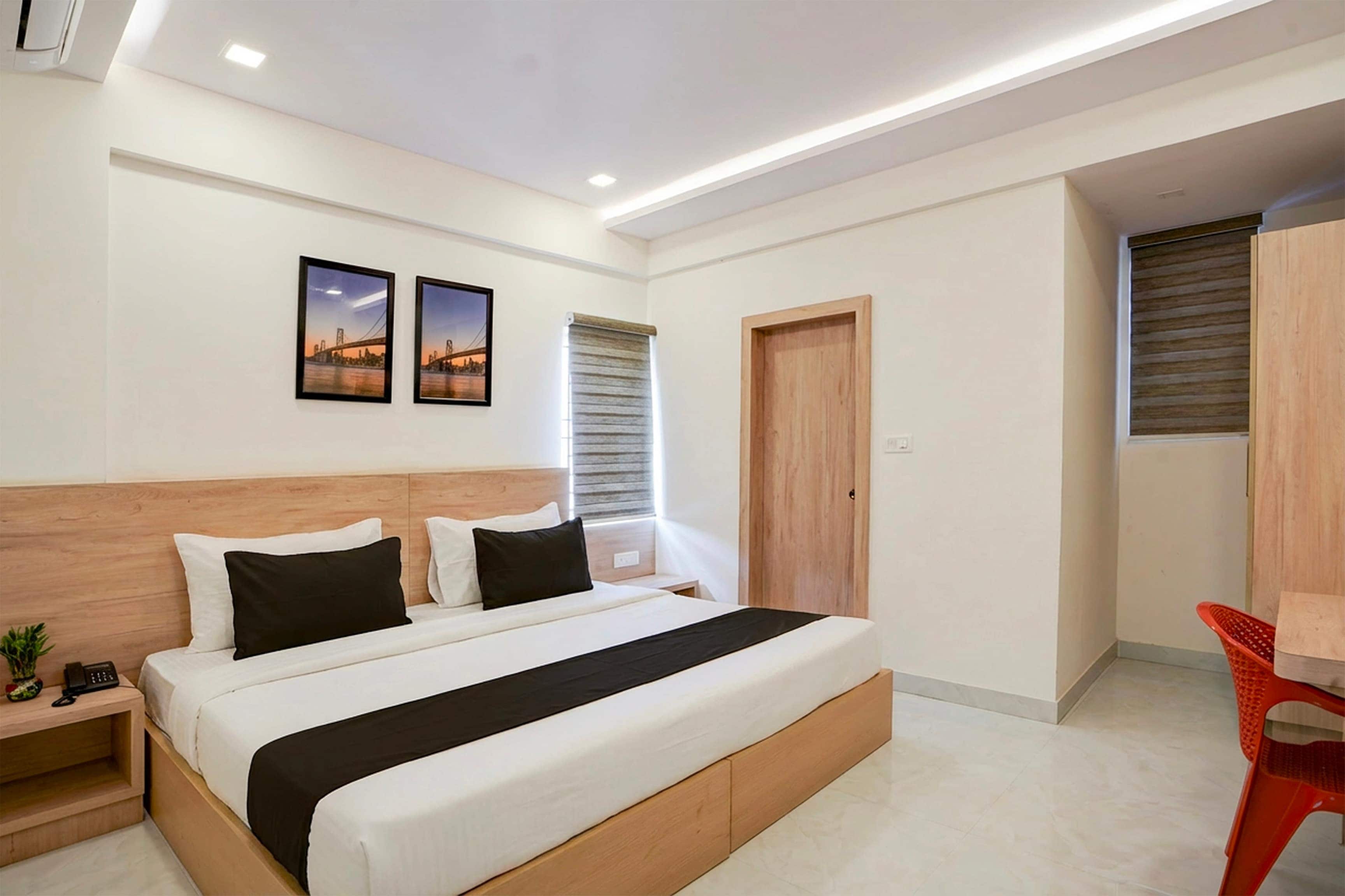Super Hotel O Mirage Suites - Tap to explore photos
