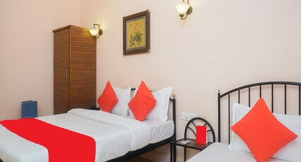 Pan Hill Hotel Room Type - Deluxe Room (NON AC)
