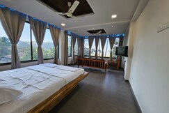 STEP IN RESORT