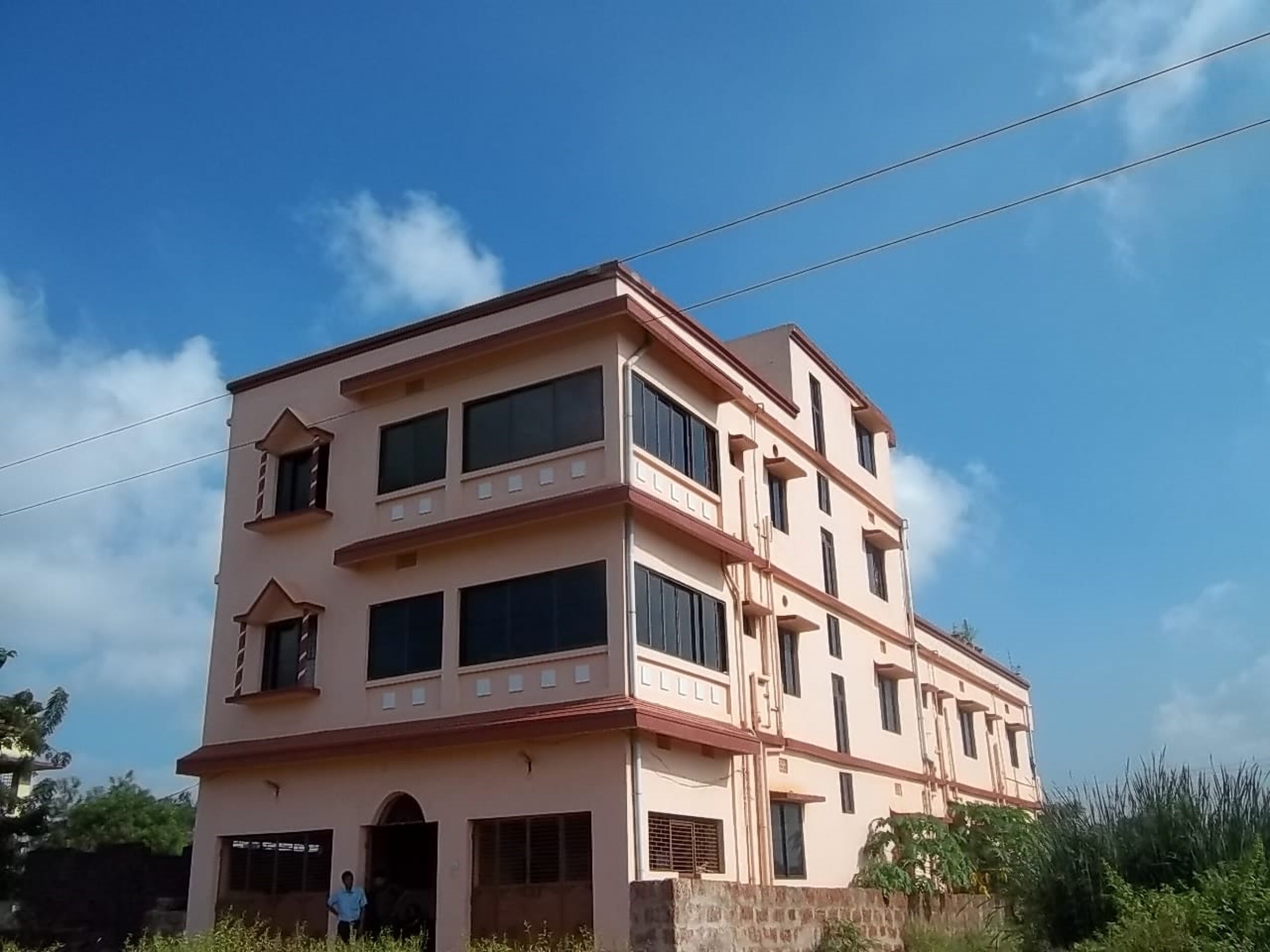 Saraswati Guest House - Tap to explore photos