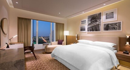 Sheraton Hyderabad Room Type - Sheraton Club King with Bathtub, Seating Area & Lounge Access