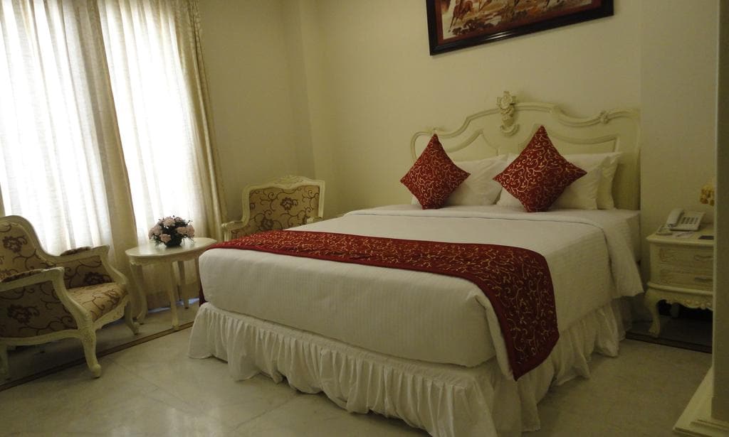 St Xavier Guest House - Tap to explore photos