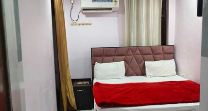 SHUKLA HOTEL Room Type - Deluxe AC Room