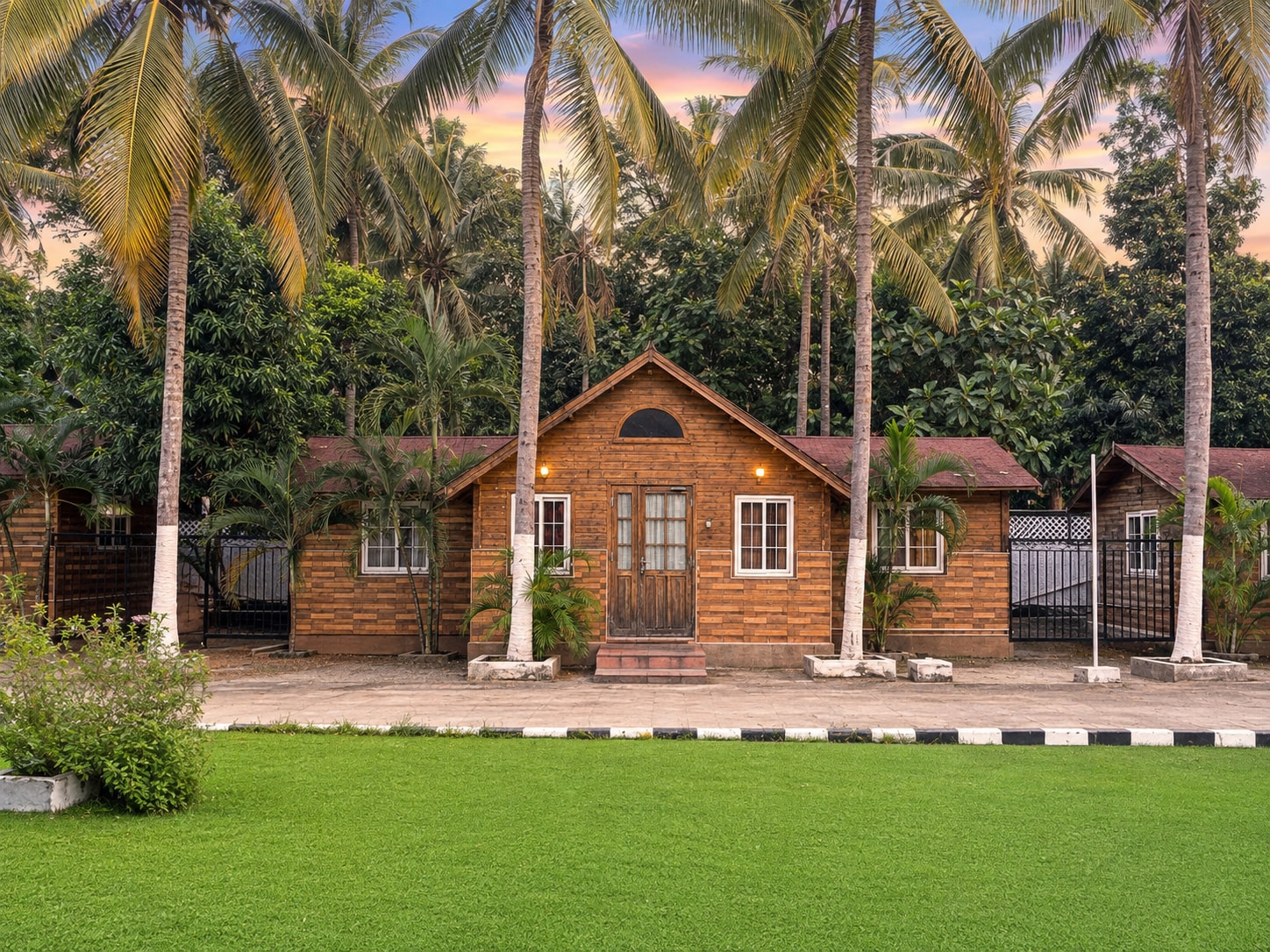 Blue Bay Beach Resort - Tap to explore photos