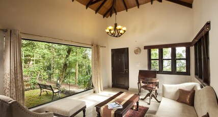 Old Kent Estates and Spa | Rooms & Restaurant Room Type - Jacuzzi Cottage