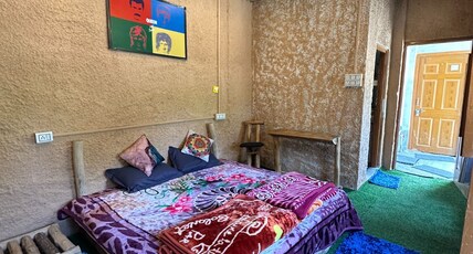 Circle Square Hostel Room Type - Private Deluxe Room
